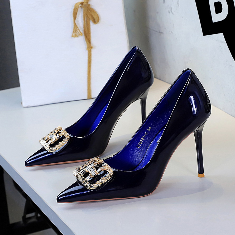 BIGTREE Elegant Pointed Toe Hi - Court Heel Pointed recension och pris