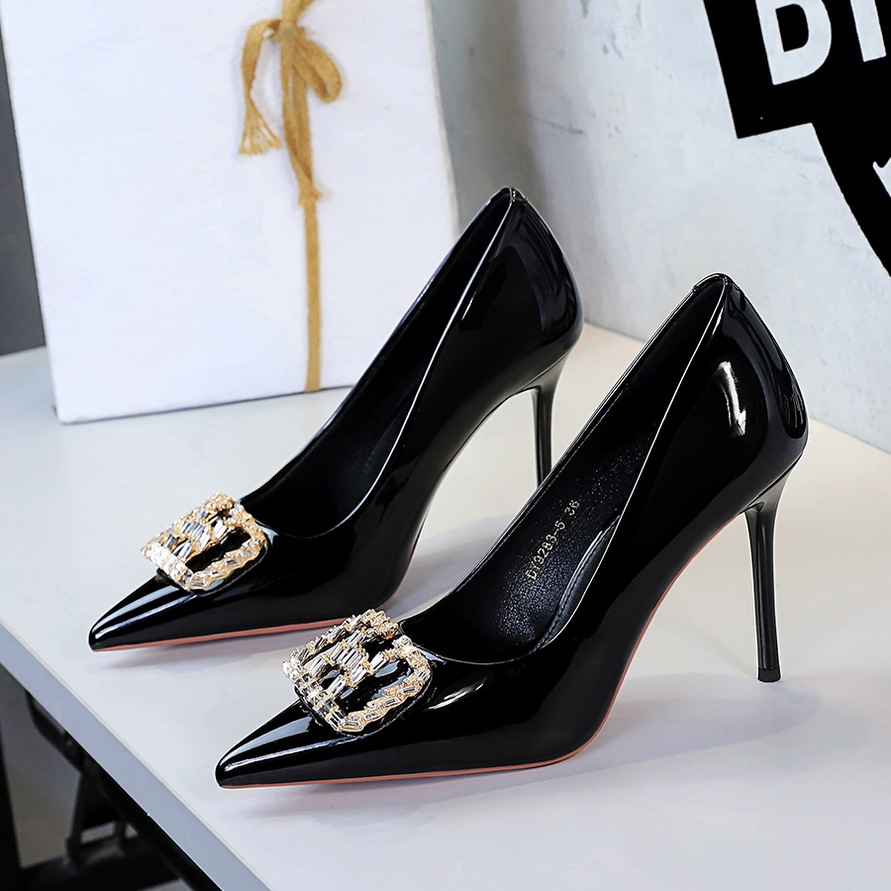 BIGTREE Elegant Pointed Toe Hi - Court Heel Pointed recension och pris